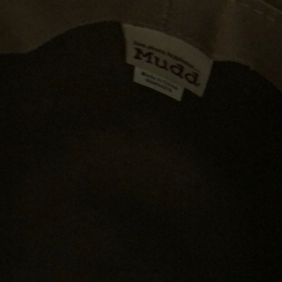 A Hat - Picture 5 of 5